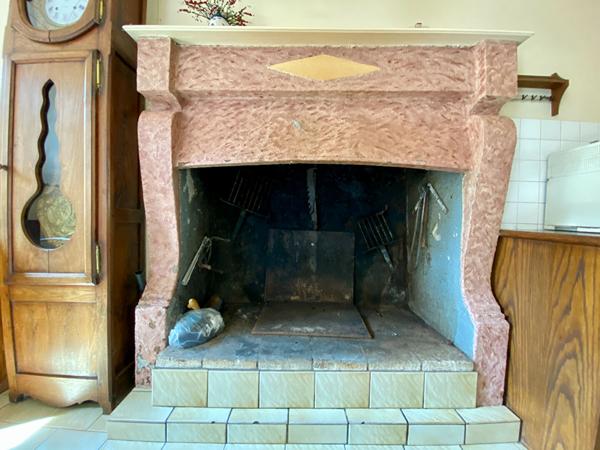 A VENDRE MAISON EN PIERRES 4 CHAMBRES //AU CALME // EN CAMPAGNE