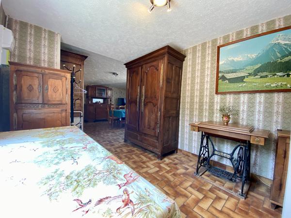 A VENDRE MAISON EN PIERRES 4 CHAMBRES //AU CALME // EN CAMPAGNE