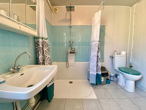 A VENDRE MAISON EN PIERRES 4 CHAMBRES //AU CALME // EN CAMPAGNE