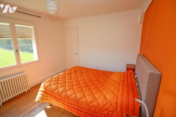 Maison avec jardin et garage double