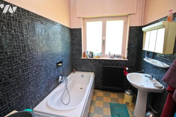 Maison avec jardin et garage double