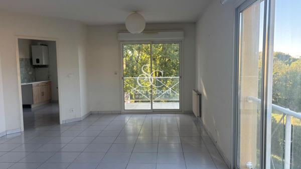 Appartement Angouleme 3 pièce(s) 69 m2