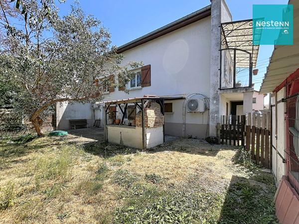 Savigneux - Maison familiale 4 à 5 chambres avec jardin arboré de 500 m² environ