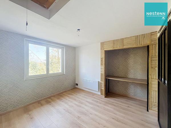 Savigneux - Maison familiale 4 à 5 chambres avec jardin arboré de 500 m² environ