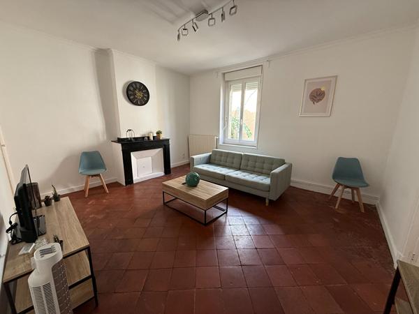 APPARTEMENT 2 CHAMBRES MEUBLE CARCASSONNE