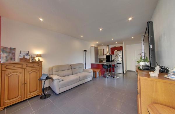 Appartement BRIE COMTE ROBERT 3 pièces 58 m² utiles (56 m² carrez) classé D