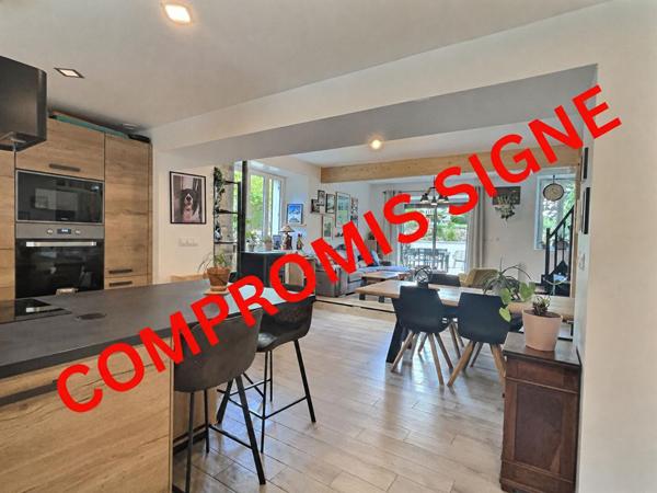 EN EXCLUSIVITE  - Maison mitoyenne rénovée sortie Rumilly  4 pièces 119.93 m2