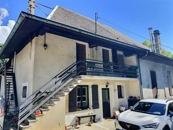 EN EXCLUSIVITE  - Maison mitoyenne rénovée sortie Rumilly  4 pièces 119.93 m2