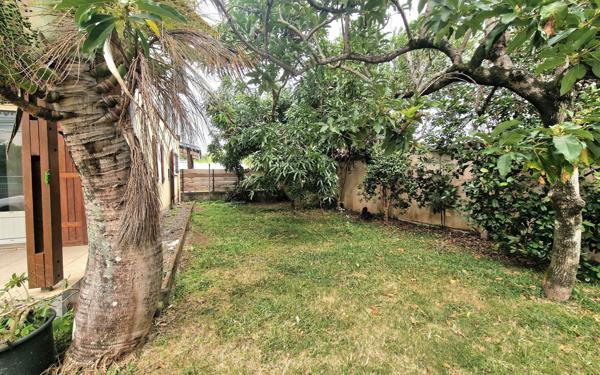 Maison à vendre    5 pièces •  Sainte-Suzanne