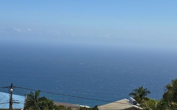 Maison à vendre    5 pièces • 180 m2 Saint-Leu