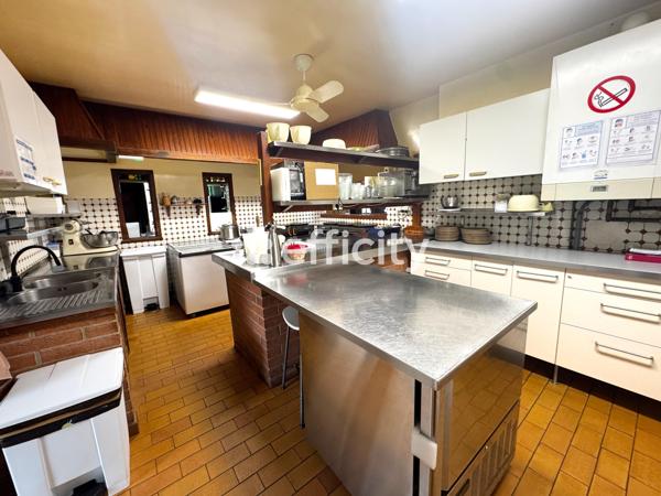 Immeuble 9 pièces - 270 m²