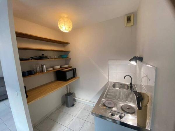 Appartement 1 pièce                                        - 69003 Lyon 3e  Arrondissement Réf : 5700