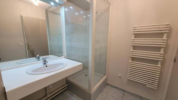 Appartement 1 pièce                                        - 69003 Lyon 3e  Arrondissement Réf : 5700