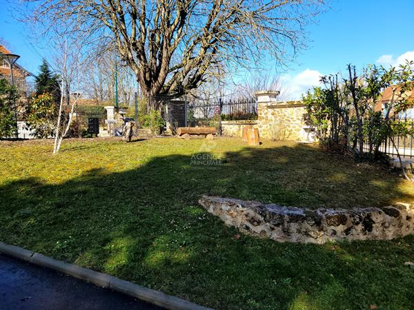 Appartement Saint Germain En Laye 5 pièce(s) 92 m2 €775 000 ** - Référence 13765