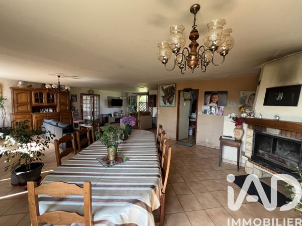 Maison à vendre 6 pièces 162 m² Aubigné-Racan