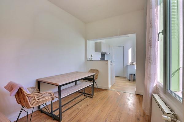EXCLISIVITE CLERMONT-FERRAND à proximité de la place des bughes, belle maison des années 30
