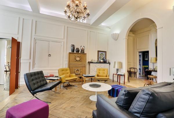 GRAND APPARTEMENT DE CARACTERE - GAILLARD