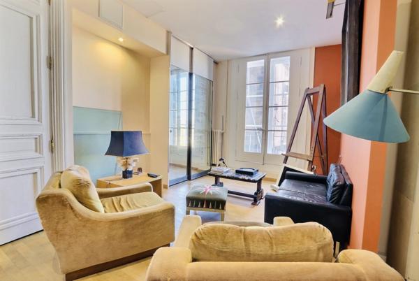 GRAND APPARTEMENT DE CARACTERE - GAILLARD