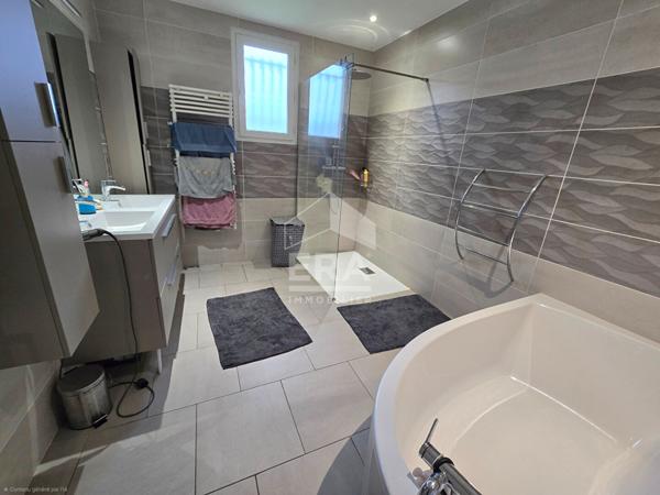 Maison Mussidan 7 pièce(s) 137.38 m2