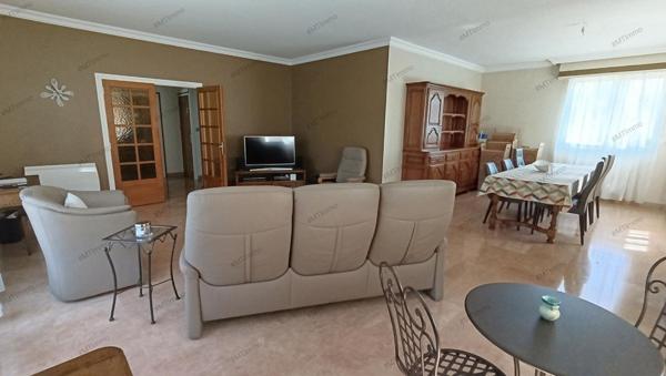 Maison Fère Champenoise 5 pièce(s) 123.29 m2