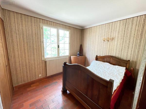 Maison individuelle à vendre à Valensole dans les Alpes-de-Haute-Provence (04210), ref : 025/1912