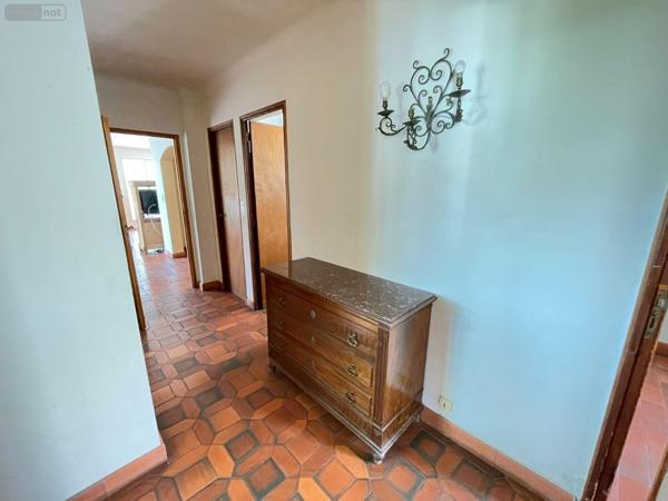 Maison individuelle à vendre à Valensole dans les Alpes-de-Haute-Provence (04210), ref : 025/1912