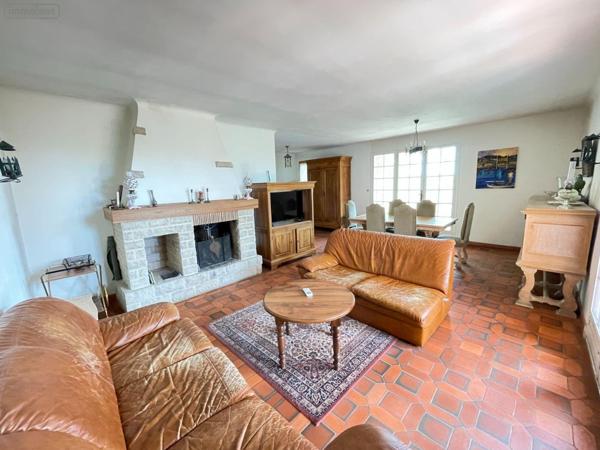 Maison individuelle à vendre à Valensole dans les Alpes-de-Haute-Provence (04210), ref : 025/1912