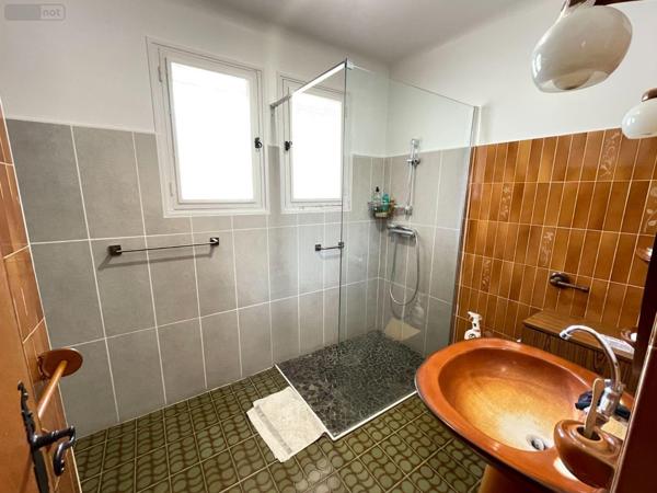 Maison individuelle à vendre à Valensole dans les Alpes-de-Haute-Provence (04210), ref : 025/1912