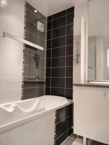 Appartement 2 pièces                                        - 44200 Nantes Réf : 12098