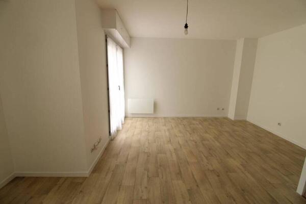 Appartement 1 pièce                                        - 44100 Nantes Réf : 12374