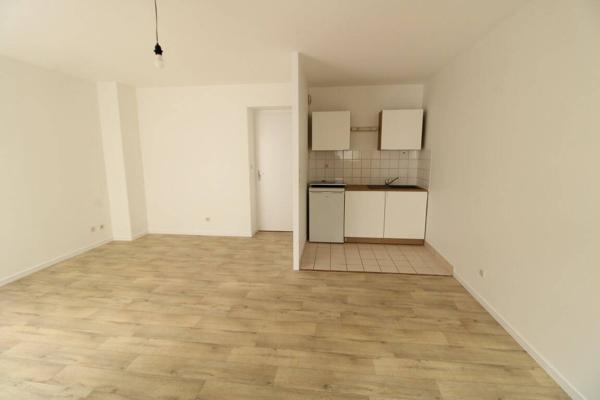 Appartement 1 pièce                                        - 44100 Nantes Réf : 12374