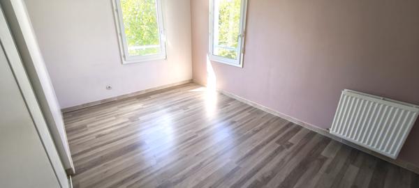 Les Angles (30133) Aux Angles (30), immense appartement à acheter