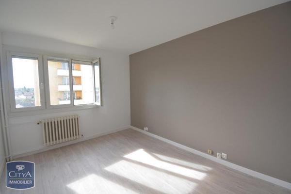 Appartement à louer 3 pièces 67.59m²