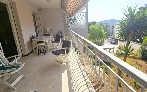 Appartement à vendre    3 pièces •  Sanary-sur-Mer