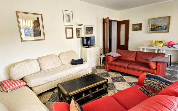 Appartement à vendre    3 pièces •  Sanary-sur-Mer