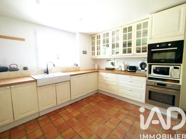 Maison à vendre 7 pièces 245 m² Saint-Savin