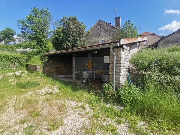 Vente                                                      Maison de village
                        
                     5 pièces                      133 m2                     à Grenant