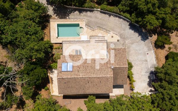 Maison à vendre    5 pièces • 152,29 m2 Les Adrets-de-l'Estérel