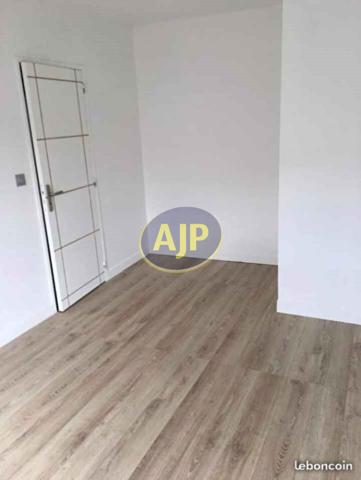 Location maison Bouguenais : 927 € - AJP Immobilier Nantes Sud