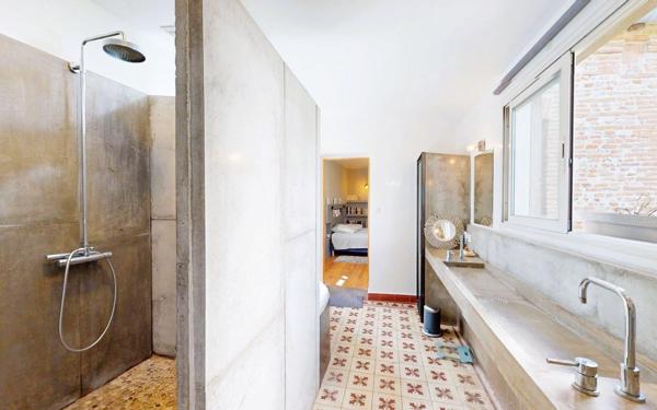 Maison à vendre    4 pièces • 216,39 m2 Toulouse