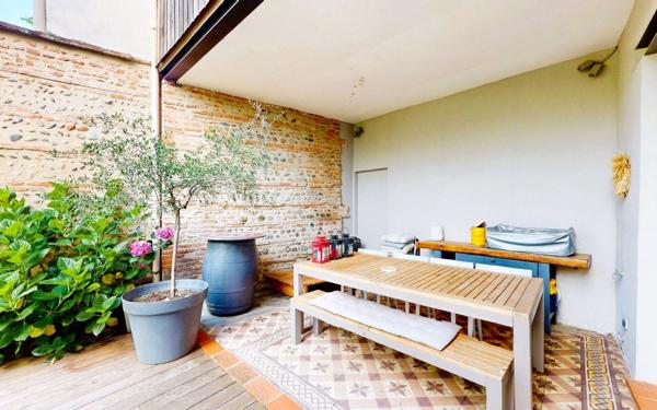 Maison à vendre    4 pièces • 216,39 m2 Toulouse