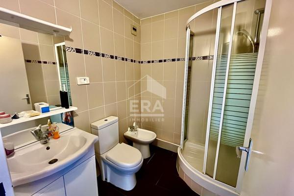 A VENDRE - NICE/CALIFORNIE : Appartement 2 pièces avec vue mer, dernier étage