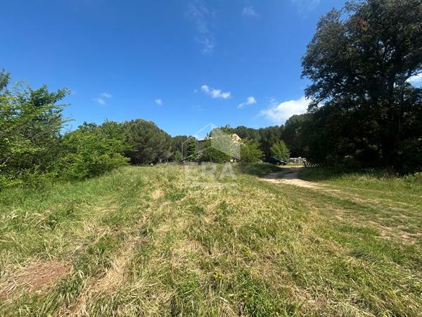 Propriété Le Cannet des Maures au milieu de 7 hectares