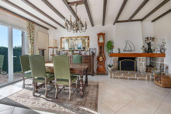 Maison 7 pièces                                        - 44350 Guérande Réf : 127717