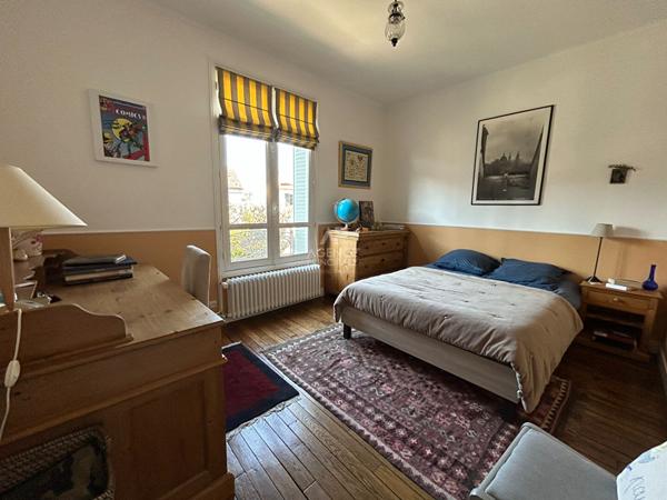 Maison Poissy 8 pièce(s) 184 m2 €940 000 ** - Référence 8698