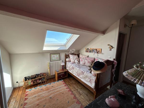 Maison Poissy 8 pièce(s) 184 m2 €940 000 ** - Référence 8698