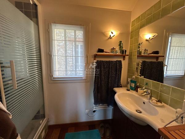 Maison Poissy 8 pièce(s) 184 m2 €940 000 ** - Référence 8698