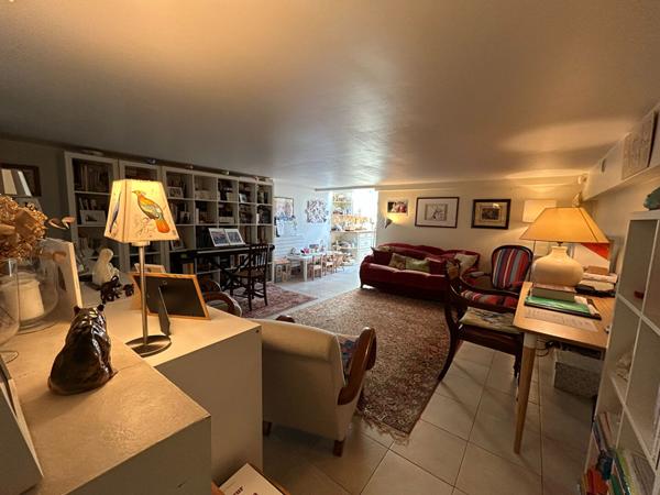 Maison Poissy 8 pièce(s) 184 m2 €940 000 ** - Référence 8698