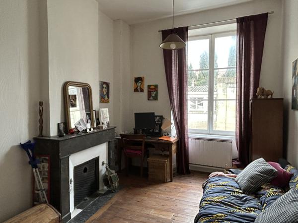 Maison - 10 pièces - 270 m²