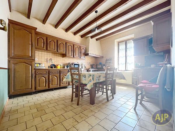 Maison à vendre Bel Air - 6 pièces, 172m² avec 5 chambre(s) à 149 240€ - AJP Immobilier Segré